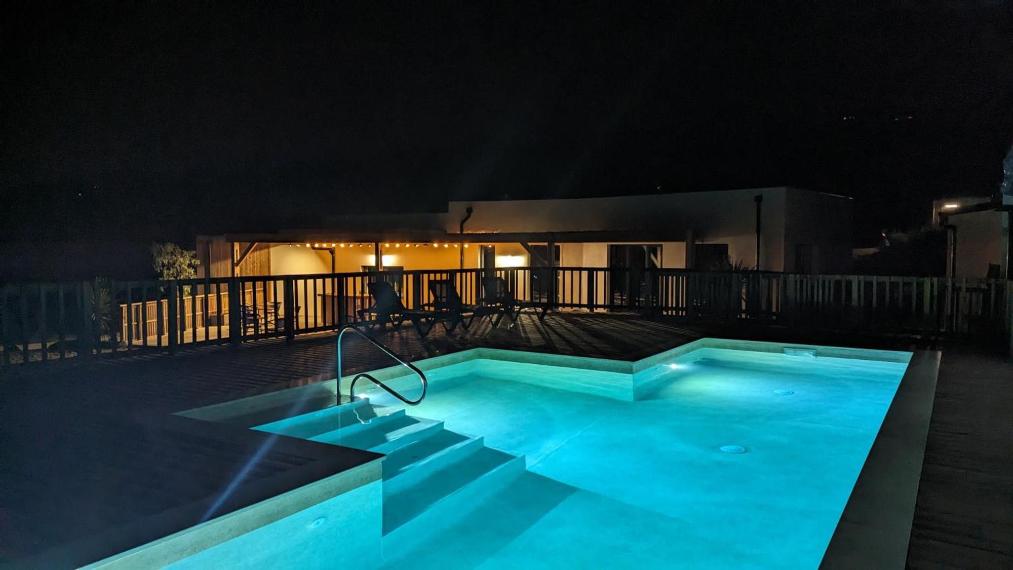 Camping Les Lodges Du Lagon Calvisson Eksteriør bilde