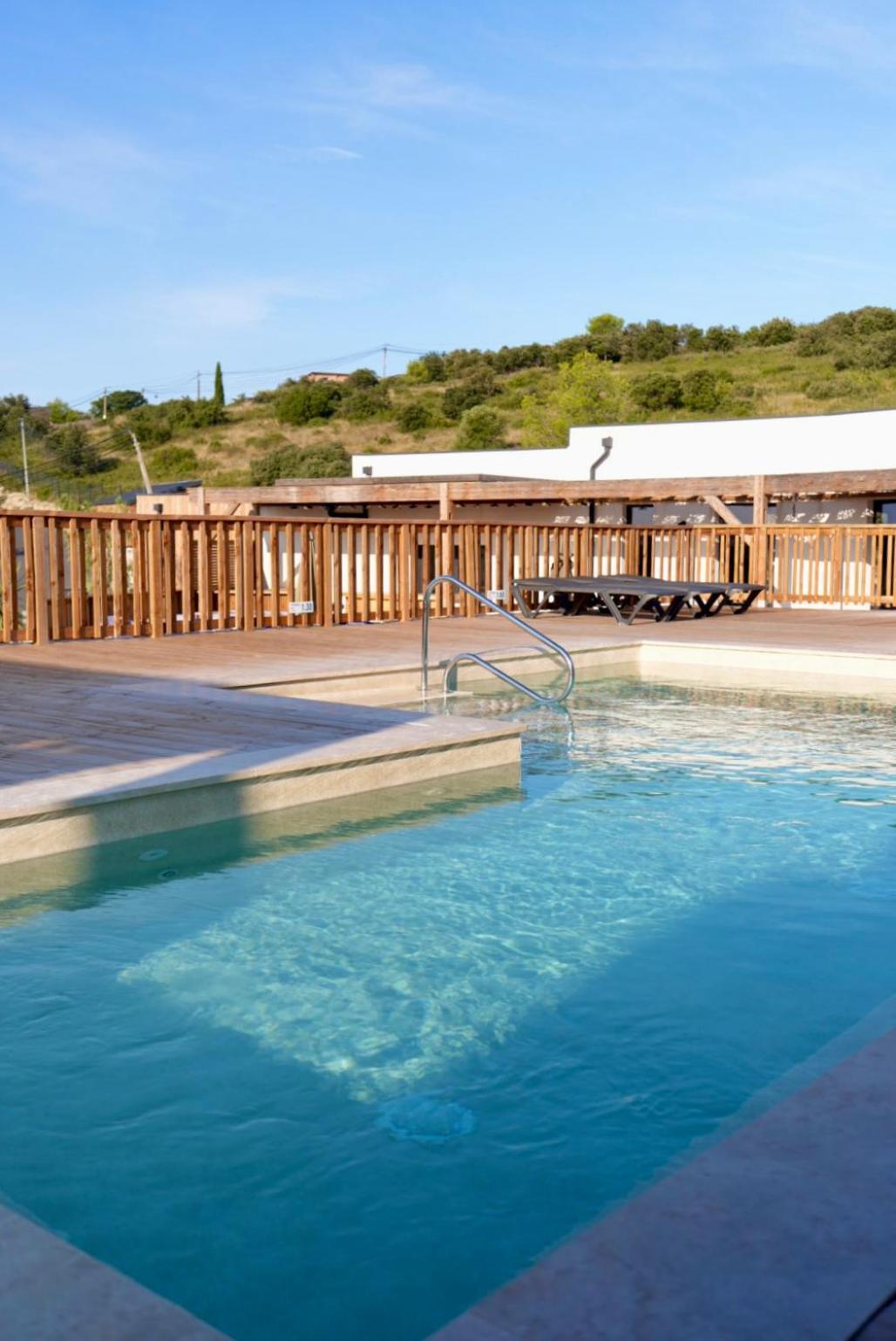 Camping Les Lodges Du Lagon Calvisson Eksteriør bilde